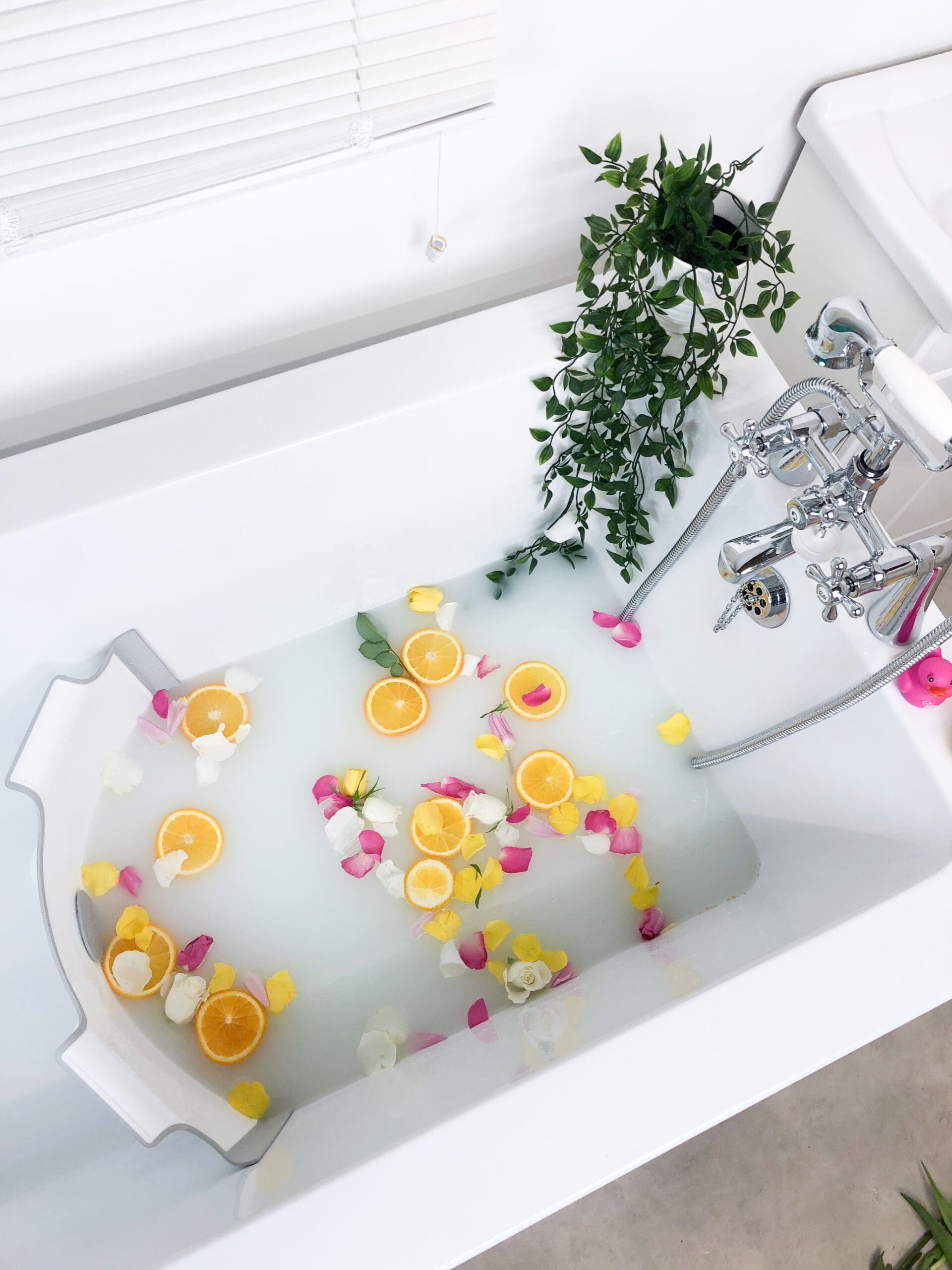 baby bathtub photoshoot